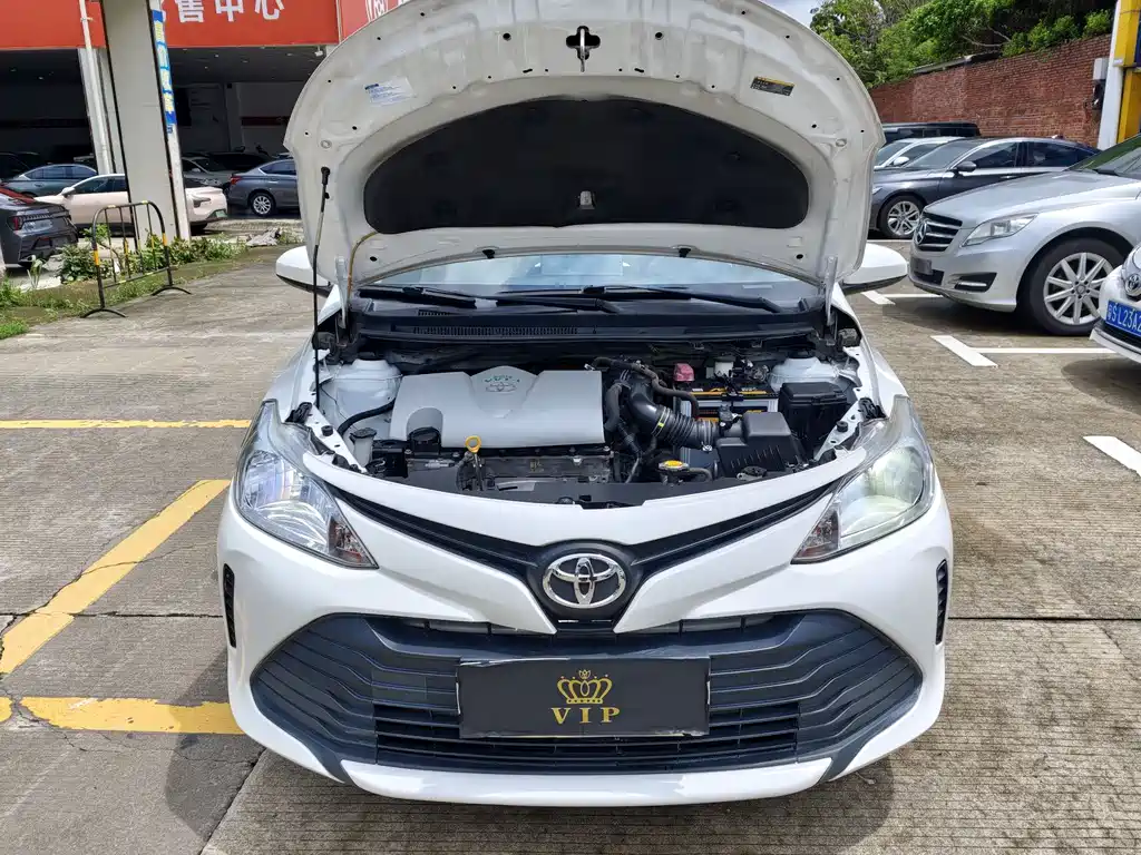 Toyota Vios 2017 — фото 23