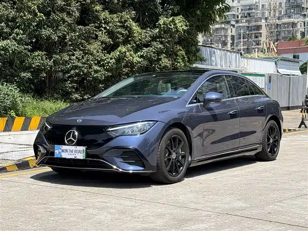Mercedes-Benz EQE 2022
