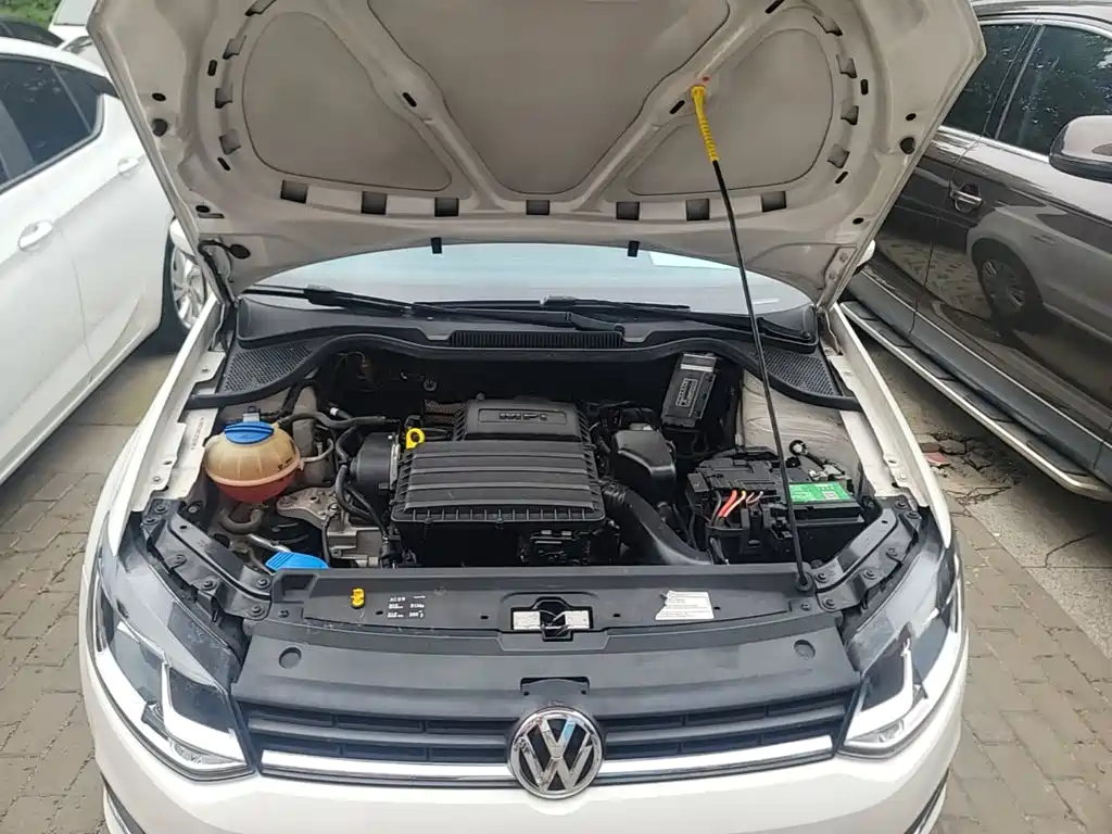 Volkswagen Polo 2018 — фото 16