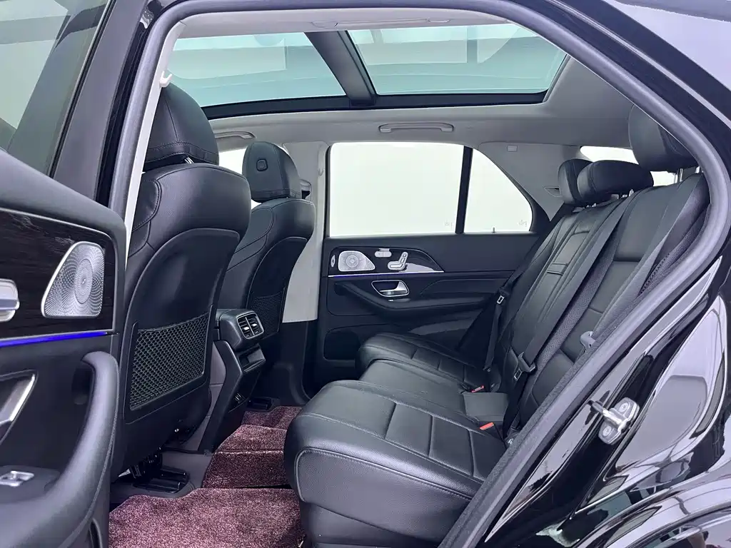 Mercedes-Benz GLE 2019 — фото 23