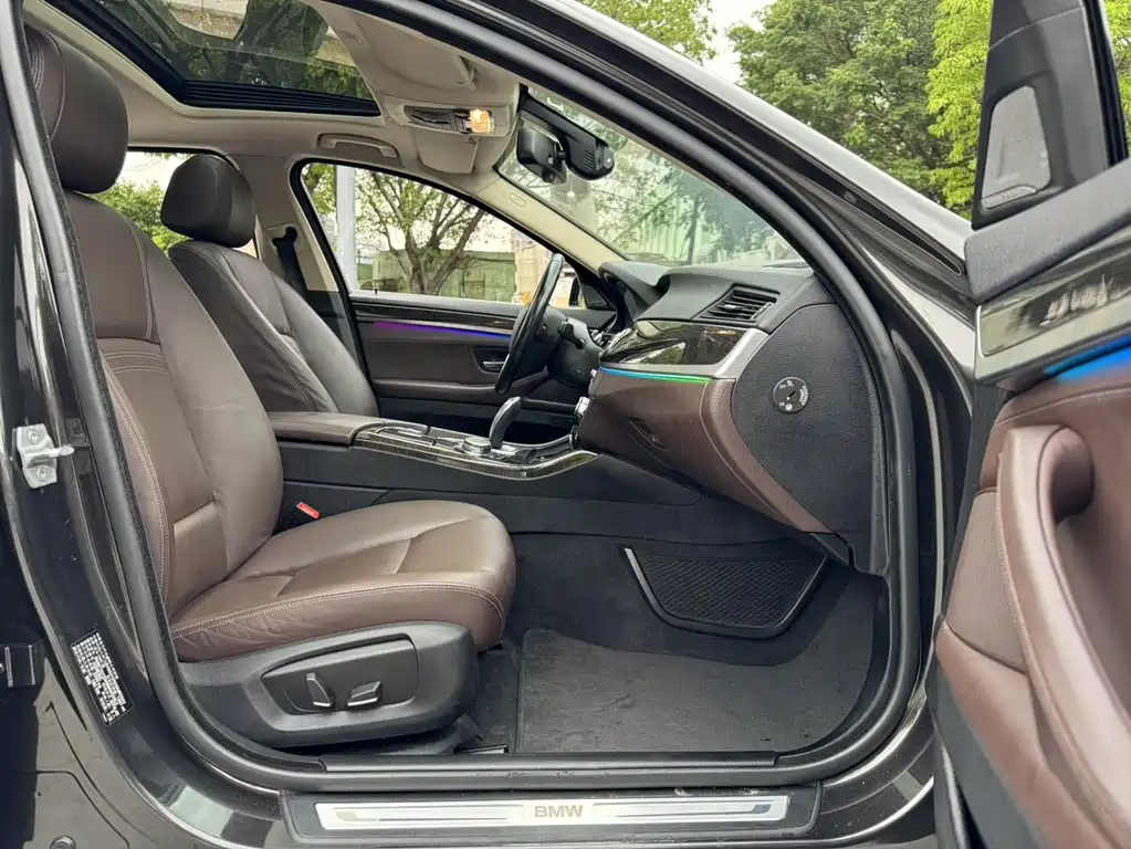 BMW 5 Series 2016