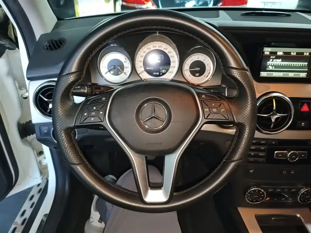 Mercedes-Benz GLK-Class 2014 — фото 11