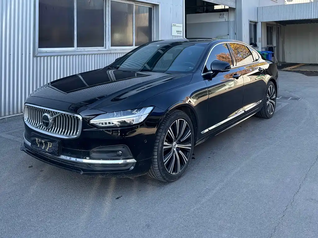 Volvo S90 2024 — фото 1