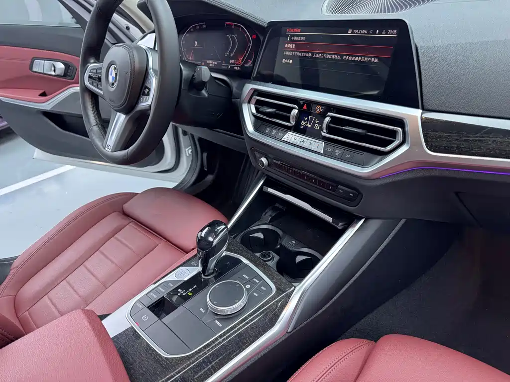BMW 3 Series 2021 — фото 13