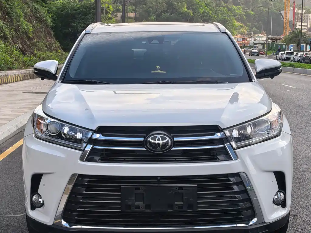 Toyota Highlander 2020