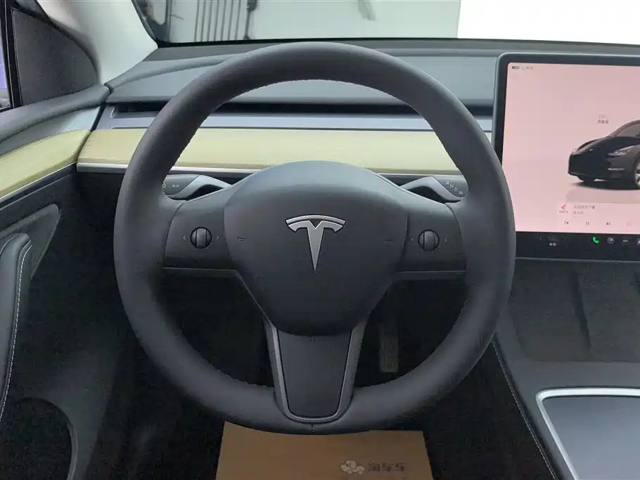 Tesla Model Y 2023 — фото 15