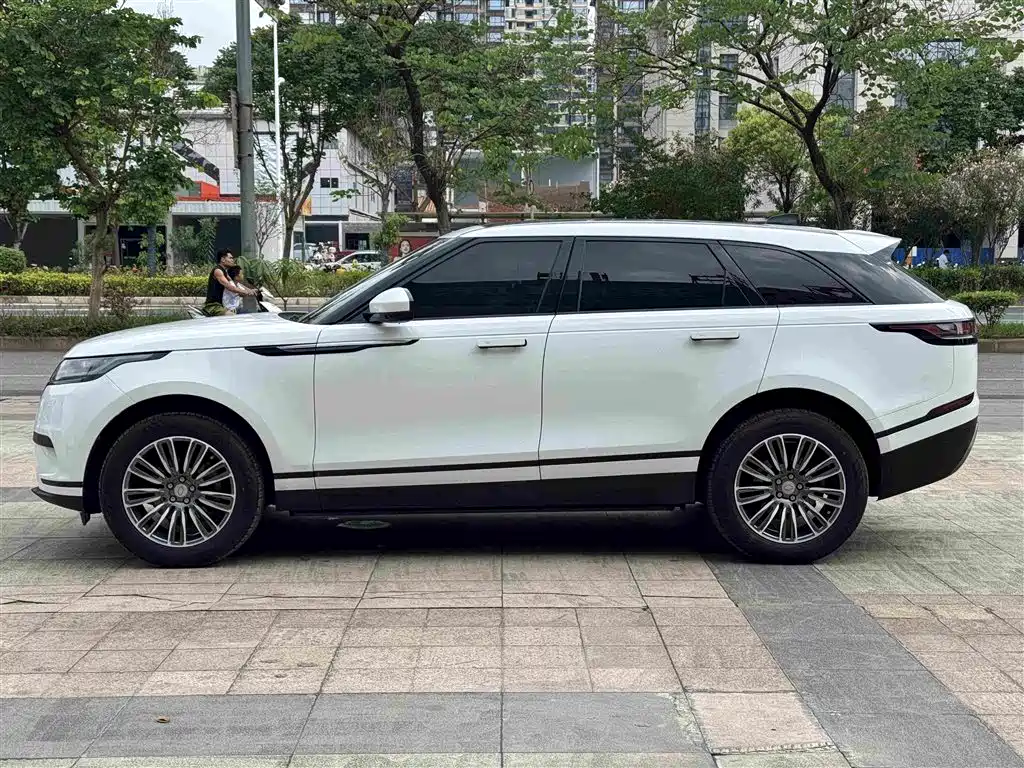 Land Rover Velar 2017 — фото 3