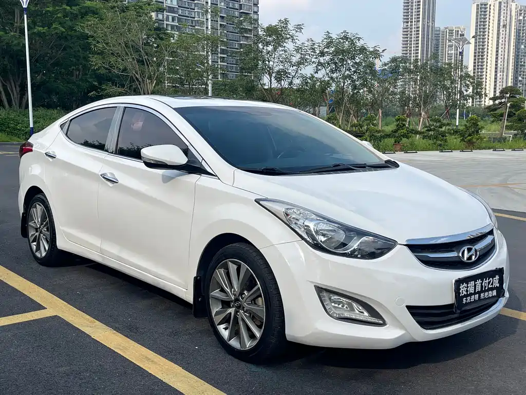 Hyundai Elantra Langdong 2015 — фото 3