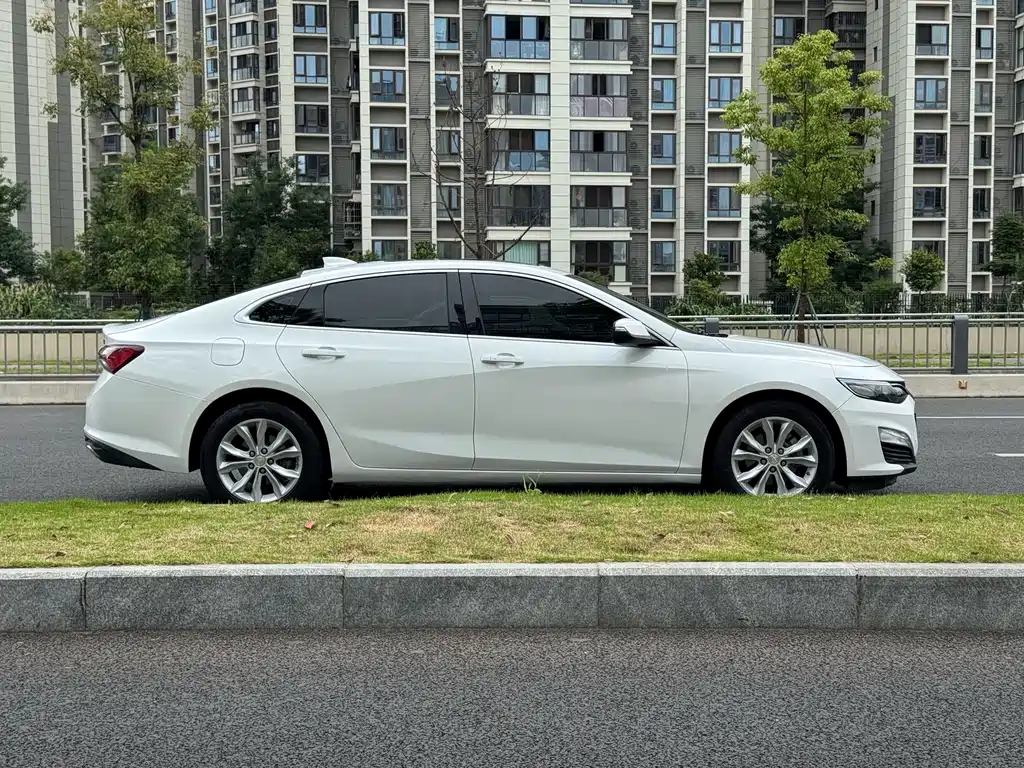 Chevrolet Malibu XL 2019 — фото 17