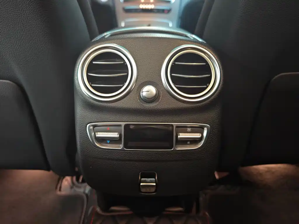 Mercedes-Benz GLC 2020 — фото 20