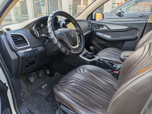 Baojun 560 2016