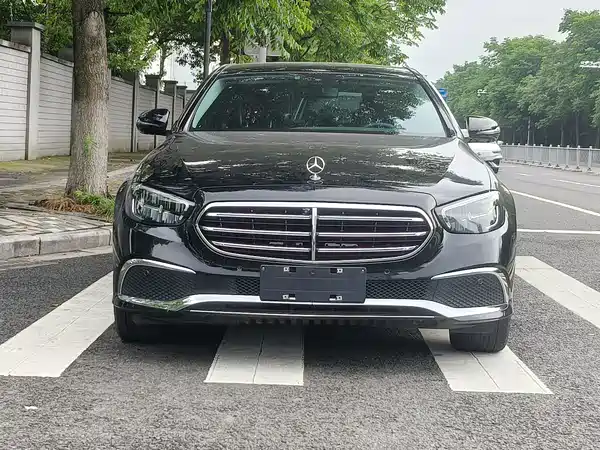 Mercedes-Benz E-Class 2023