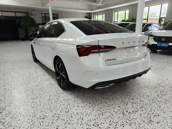 Skoda Octavia 2023