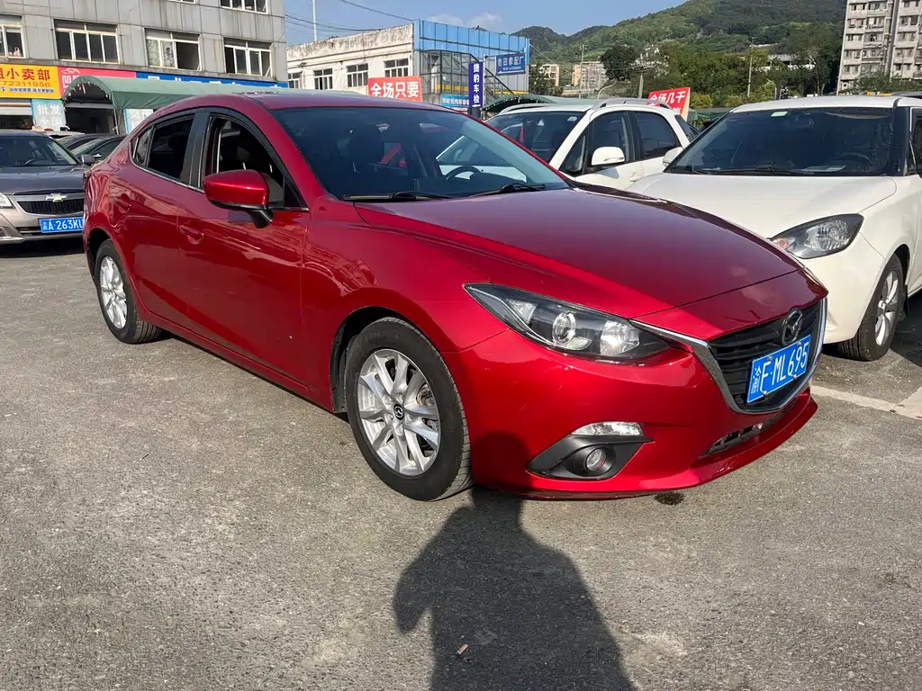 Mazda 3 Axela 2016 — фото 2