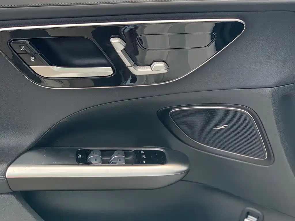 Mercedes-Benz C-Class 2022 — фото 13
