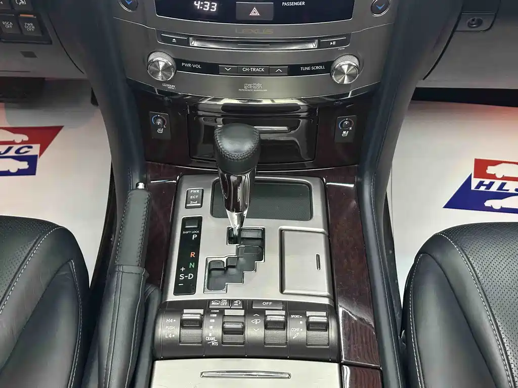 Lexus LX 2014 — фото 14