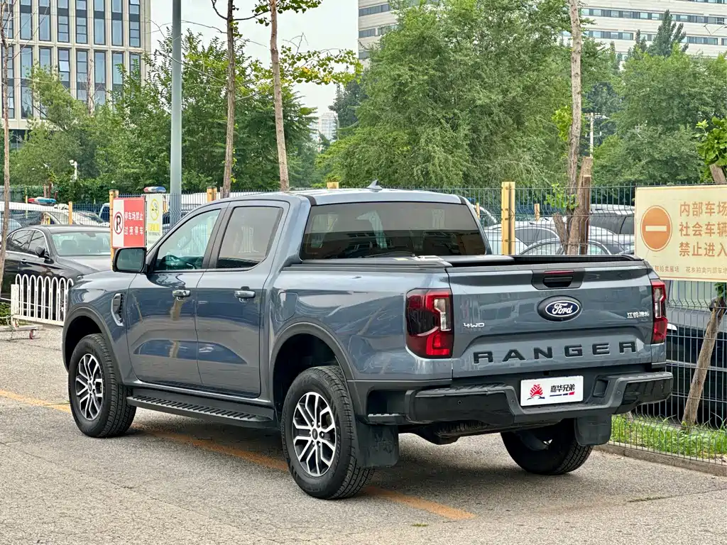 Ford Ranger 2024 — фото 12