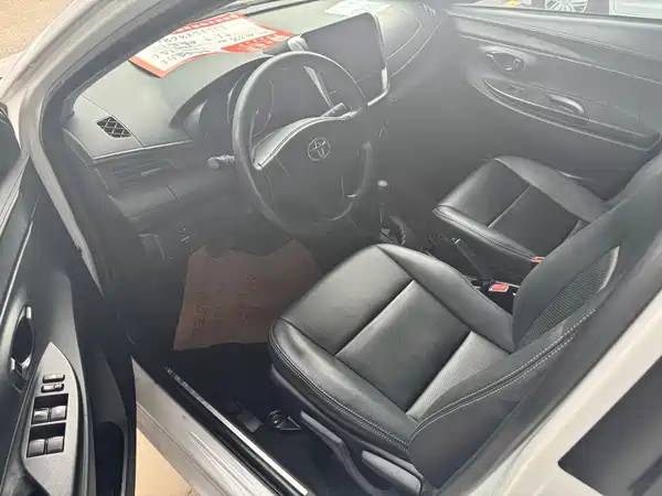 Toyota Yaris L 2019