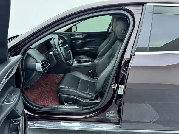Jaguar XEL 2019