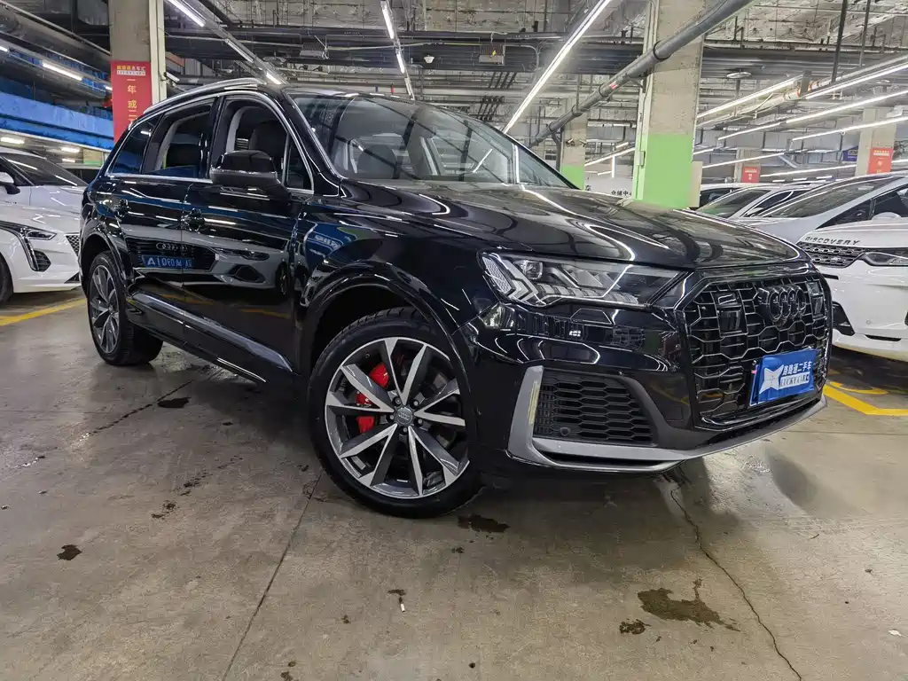 Audi Q7 2020 — фото 3