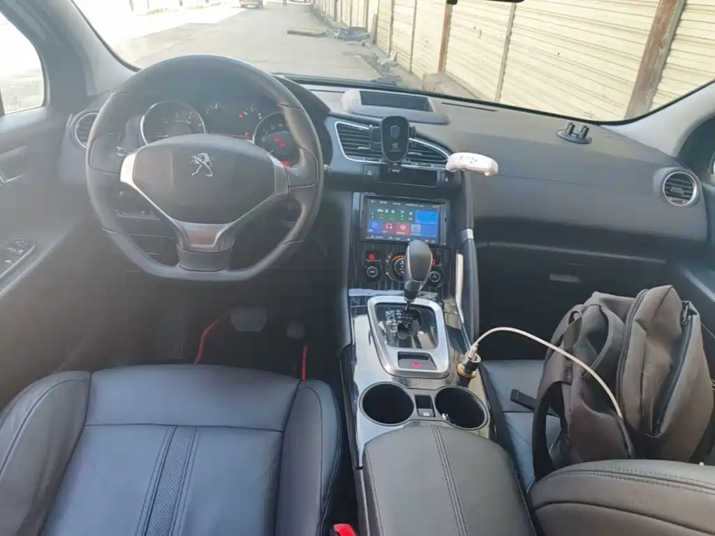 Peugeot 3008 2015 — фото 10