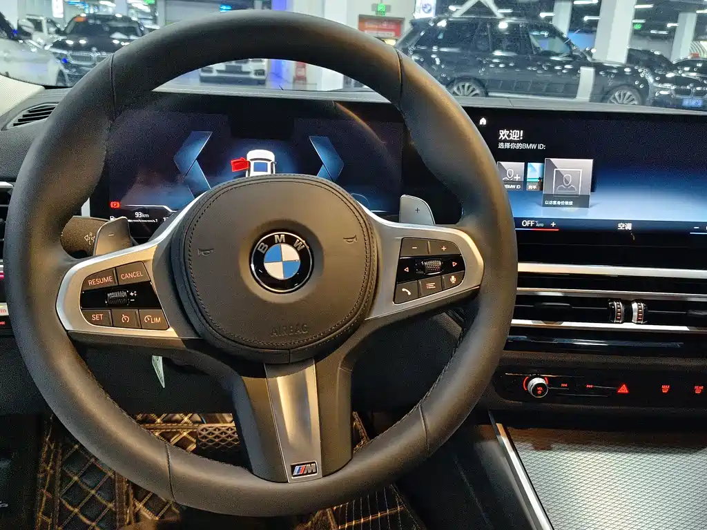 BMW 3 Series 2023 — фото 11