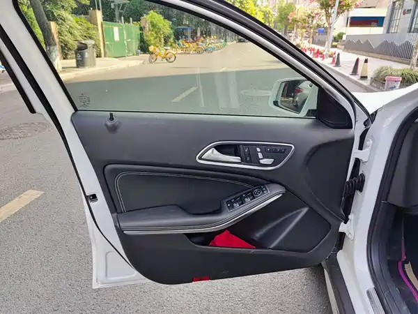 Mercedes-Benz GLA 2019