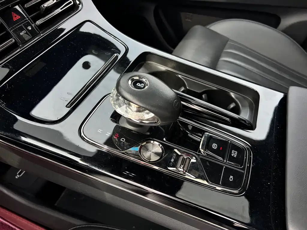 GAC Motor Trumpchi M8 2022 — фото 12