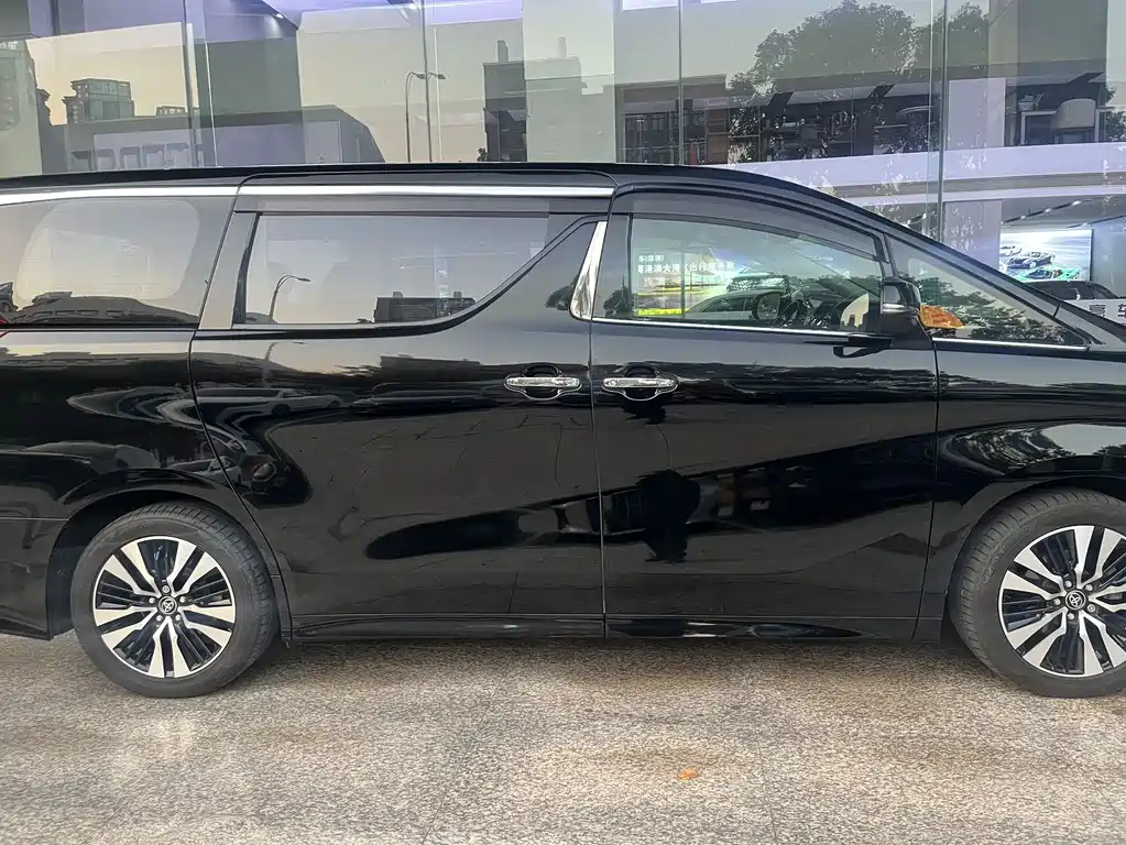 Toyota Alphard 2020 — фото 3