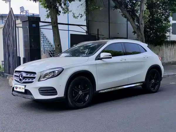 Mercedes-Benz GLA 2019