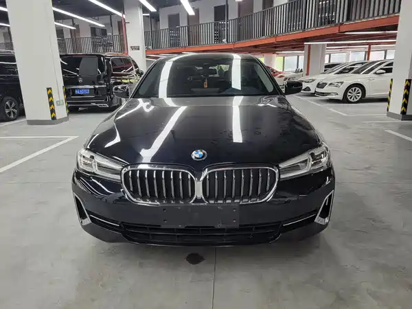 BMW 5 Series 2023