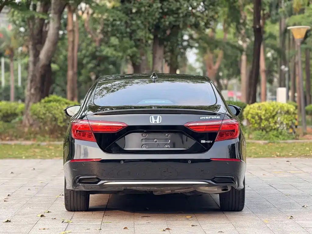 Honda Inspire 2023 — фото 19