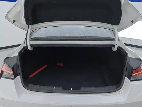 Hyundai Elantra 2021
