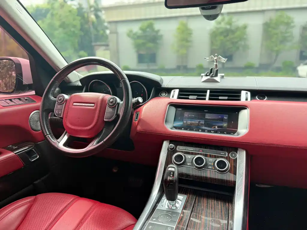 Land Rover Sport 2018 — фото 11