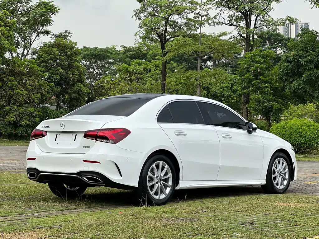 Mercedes-Benz A-Class 2023 — фото 13