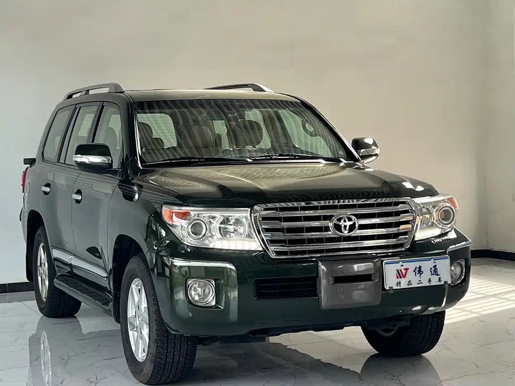 Toyota Land Cruiser 2015 — фото 2