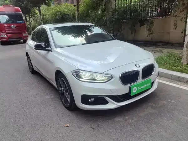BMW 1 Series 2018