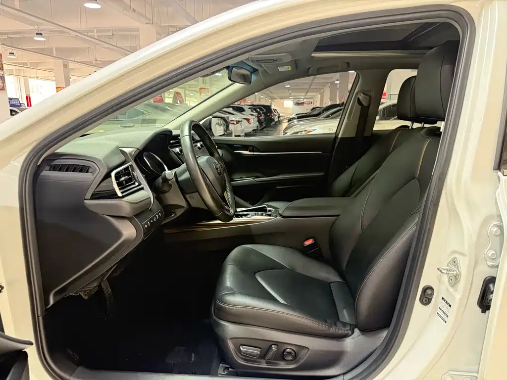 Toyota Camry 2018