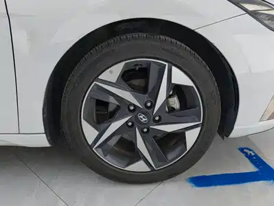 Hyundai Elantra 2021
