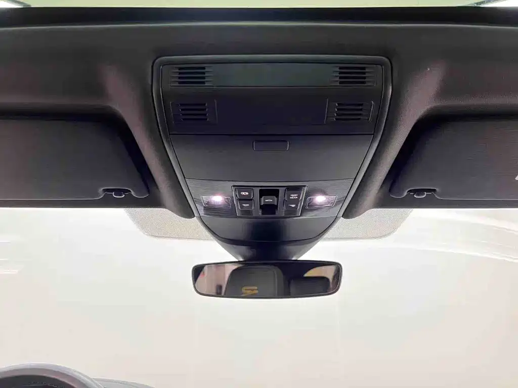 Volkswagen CC 2025 — фото 16