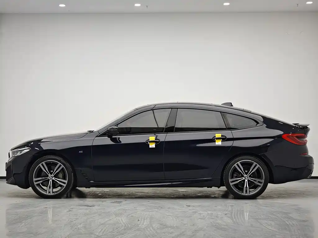 BMW 6 Series GT 2024 — фото 8
