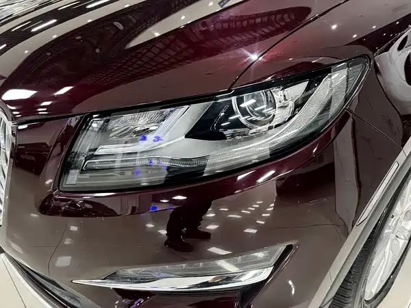 Lincoln MKC 2019