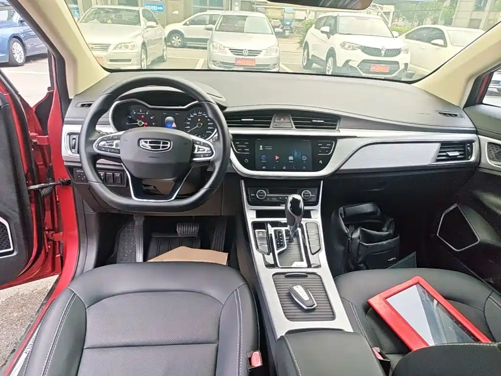 Geely Emgrand GS 2019 — фото 10