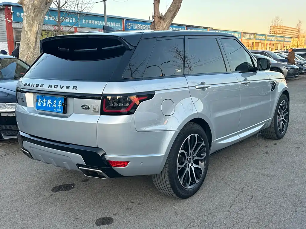 Land Rover Sport 2022 — фото 18