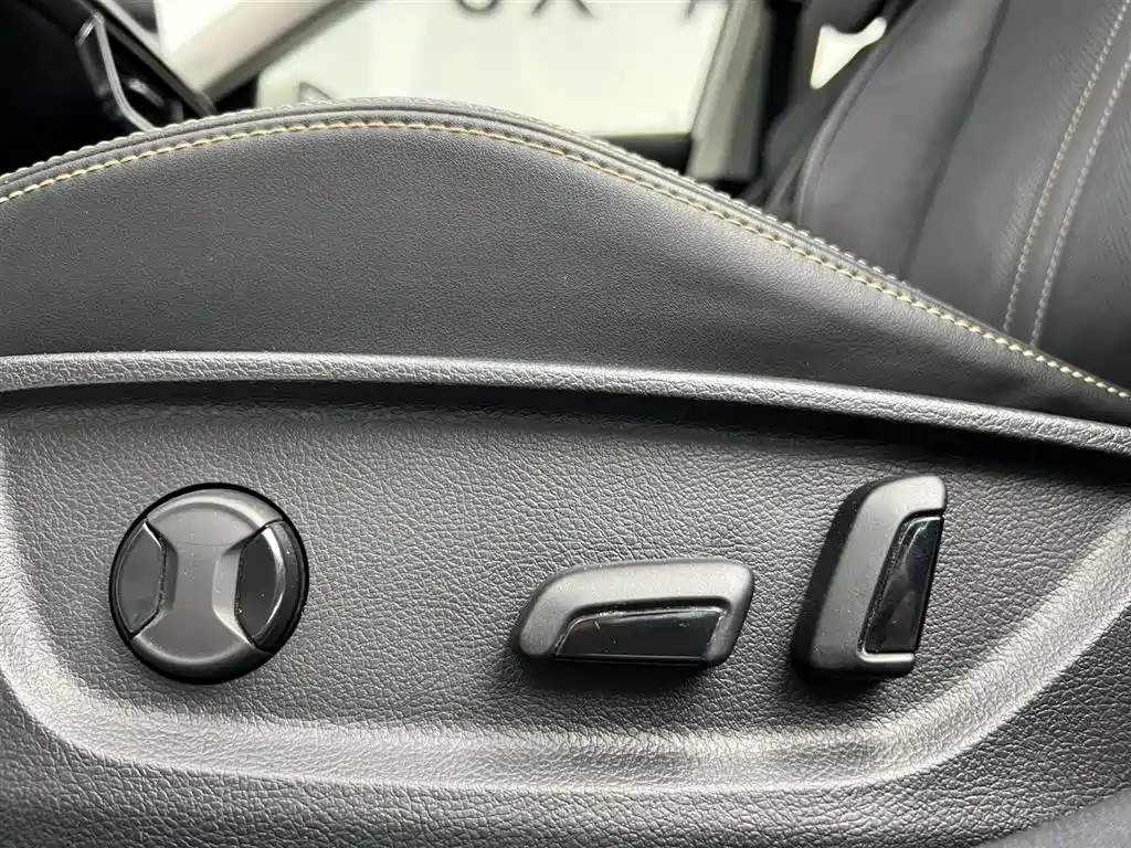 Skoda Octavia 2022 — фото 24