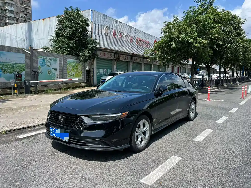 Honda Accord 2024 — фото 1