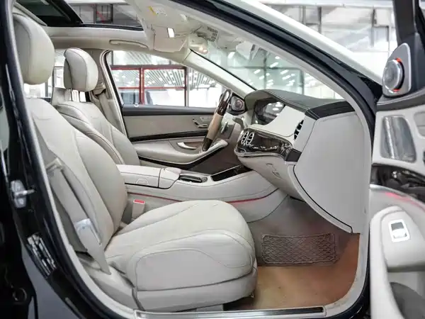 Mercedes-Benz S-Class 2020