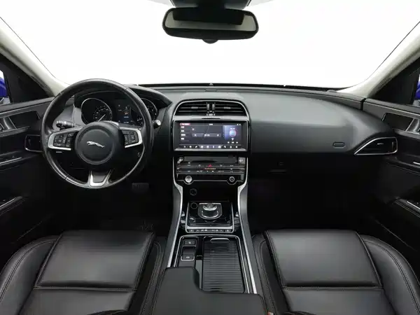 Jaguar XEL 2019