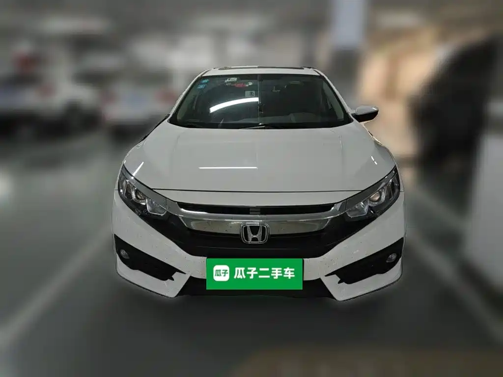 Honda Civic 2018 — фото 24
