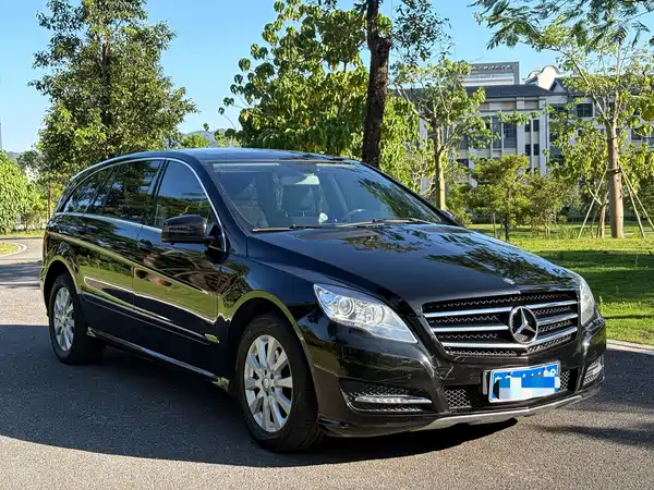 Mercedes-Benz R-Class 2016